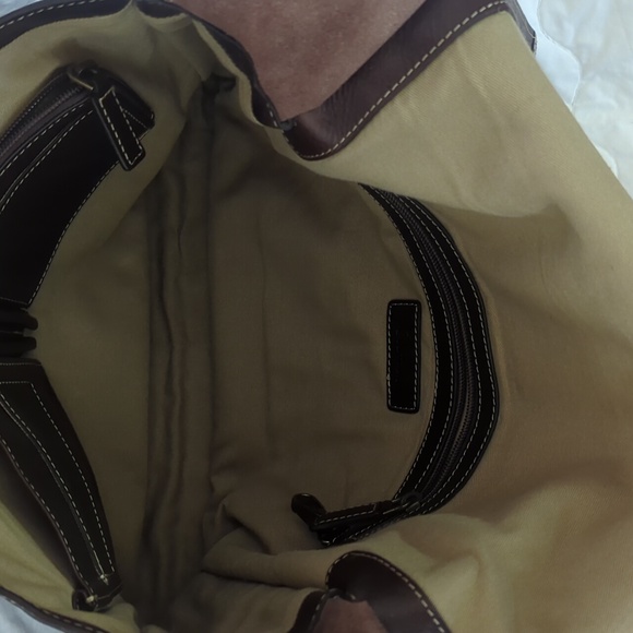 Cole Haan Vintage Messenger Bag (Like New) - Picture 13 of 13